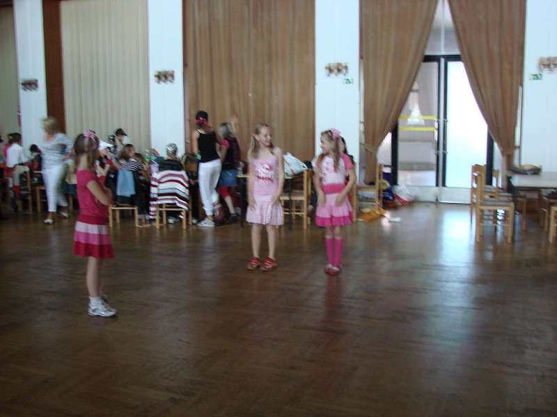 img00006.jpg