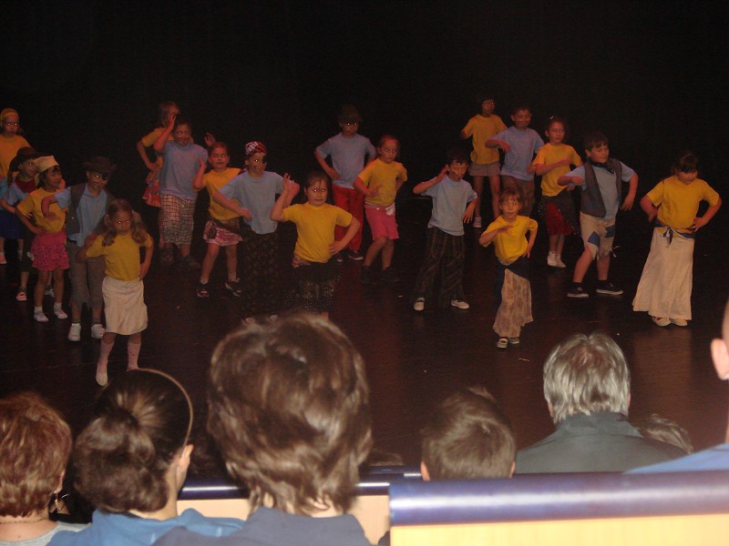 img00141.jpg