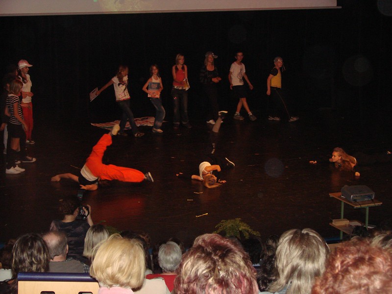 img00185.jpg