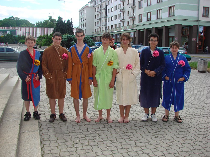 img00196.jpg