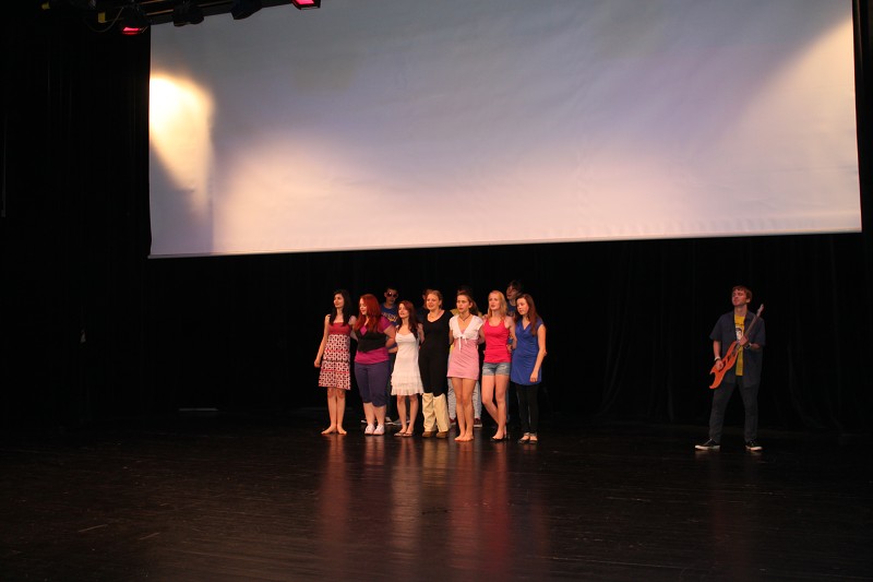 Poslední zvonění 2013