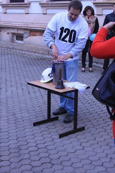 img00025.jpg